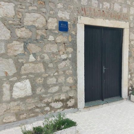 Appartement In Einem Dalmatischen Haus In Novigrad-Dalmatien Neben Zadar 诺维格勒达尔马提亚 外观 照片